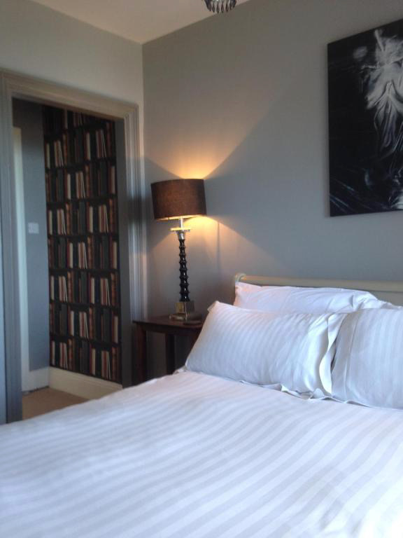 White House Newquay | Boutique hotel offering bed and breakfast with a focus on opulence, luxury and timeless elegance