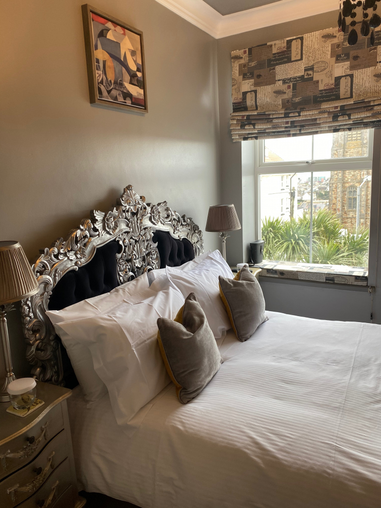 White House Newquay | Boutique hotel offering bed and breakfast with a focus on opulence, luxury and timeless elegance | Sea Views